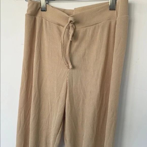 PrettyLittleThing Ribbed Tan Legging Pants with Elastic Waistband Size 6 - Picture 9 of 17
